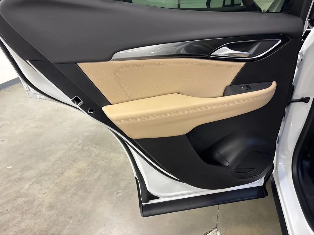 New 2026 Summit White Buick Preferred image 28