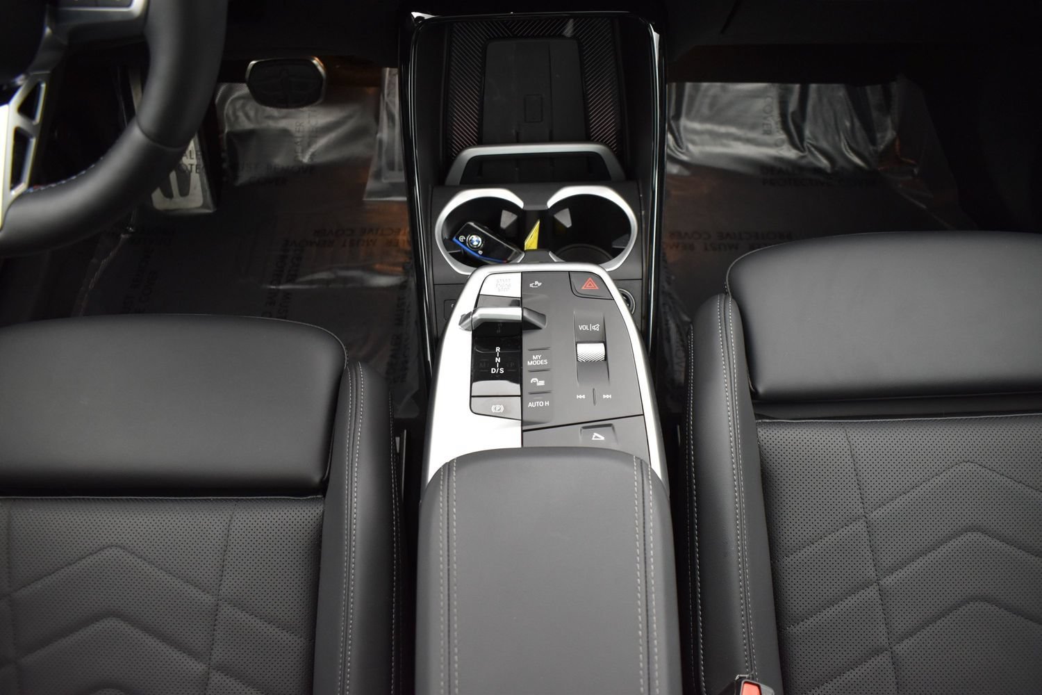 Used 2026 White BMW M35i image 14