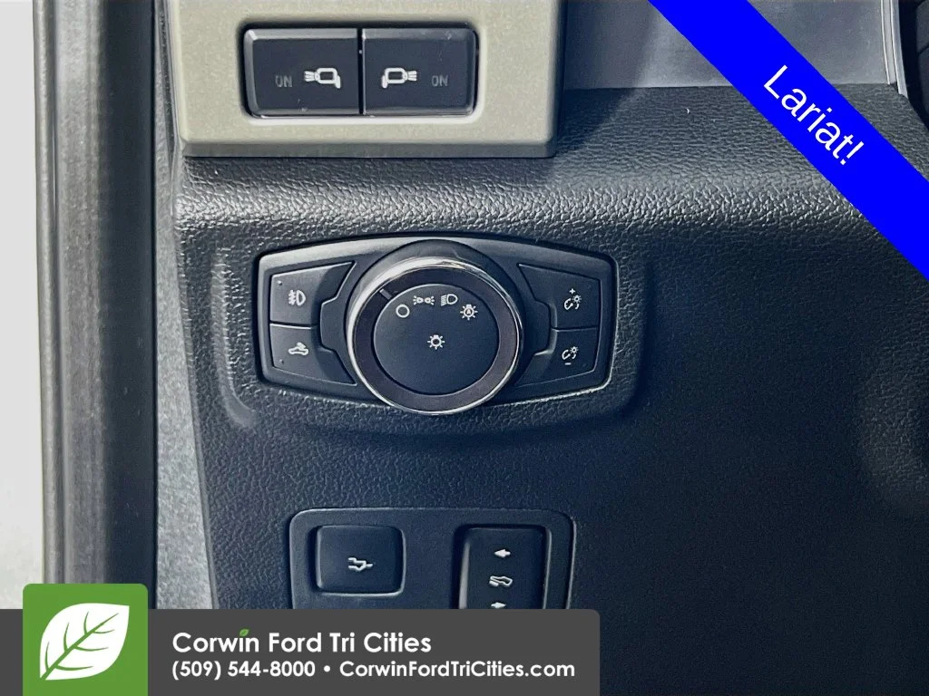 Used 2019 Ingot Silver Ford Lariat image 17