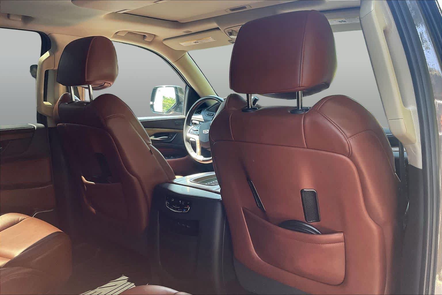 Used 2020 Dark Mocha Metallic Cadillac Premium Luxury image 19