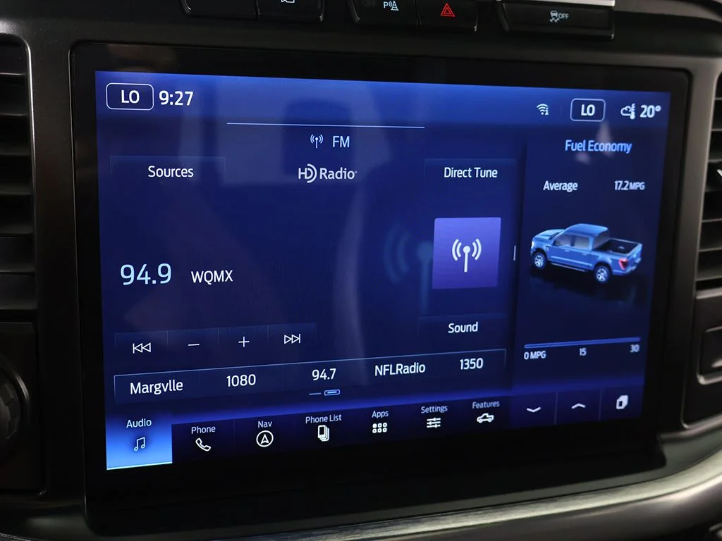 Used 2023 Avalanche Gray Ford Lariat image 51
