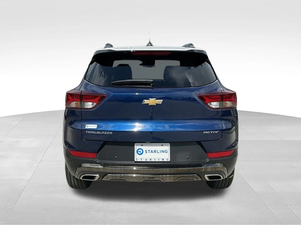 Used 2022 Blue Chevrolet ACTIV image 8