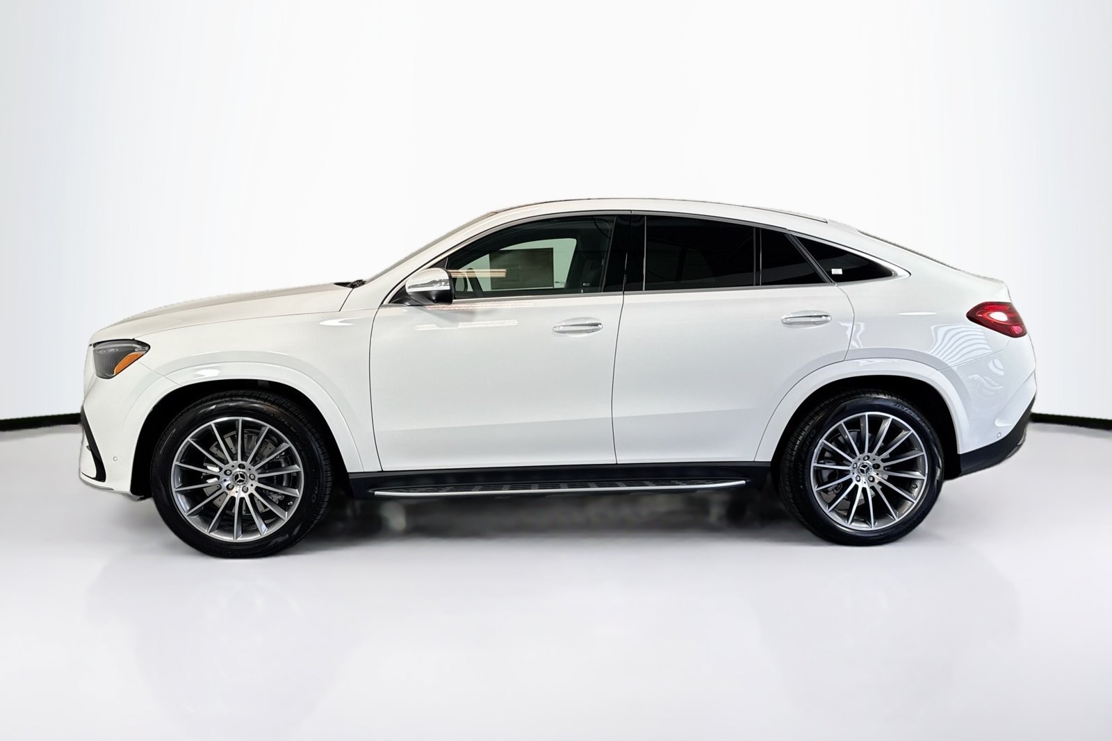 New 2026 Polar White Mercedes-Benz GLE 450 image 8