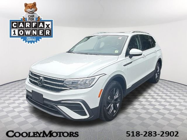 Used 2024 White Volkswagen 2.0T SE image 1