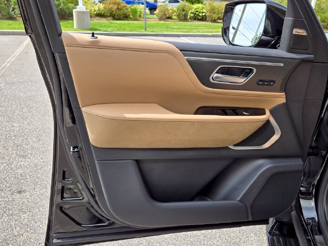 New 2027 Black Obsidian INFINITI Luxe 4WD image 8