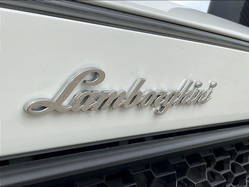 Used 2019  Lamborghini LP580-2S image 22