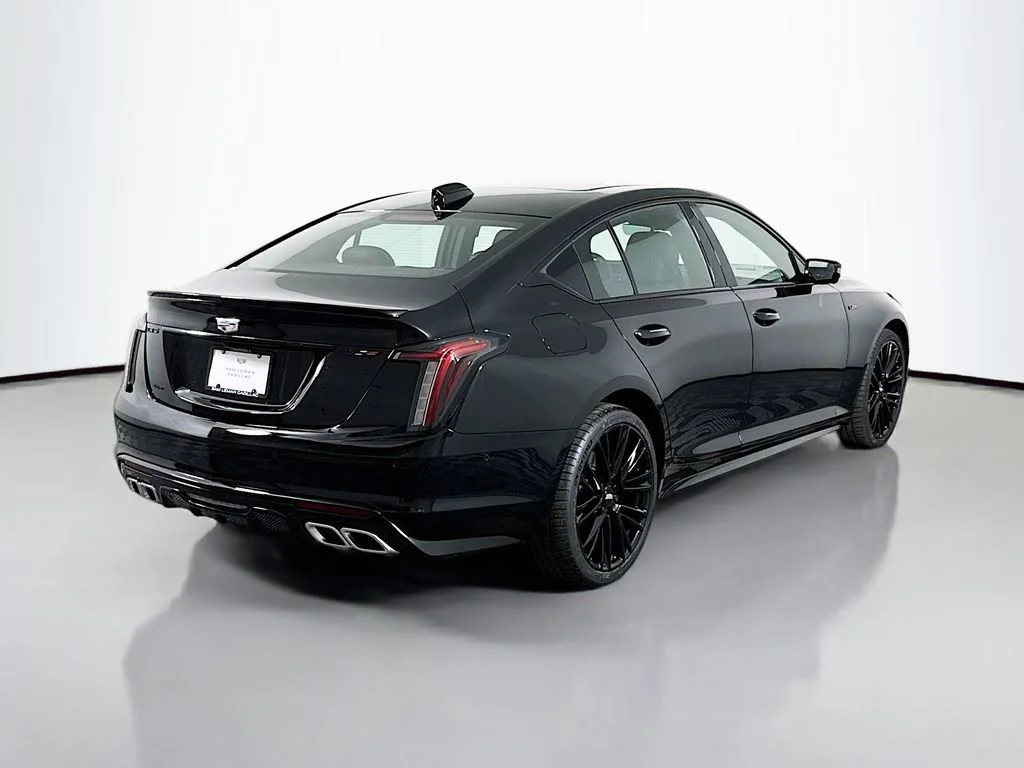 2026 Cadillac CT5 V-Series - Photo 7