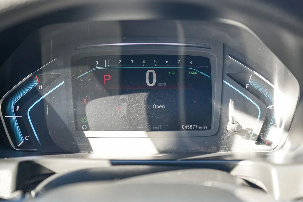 Used 2020  Honda EX image 21