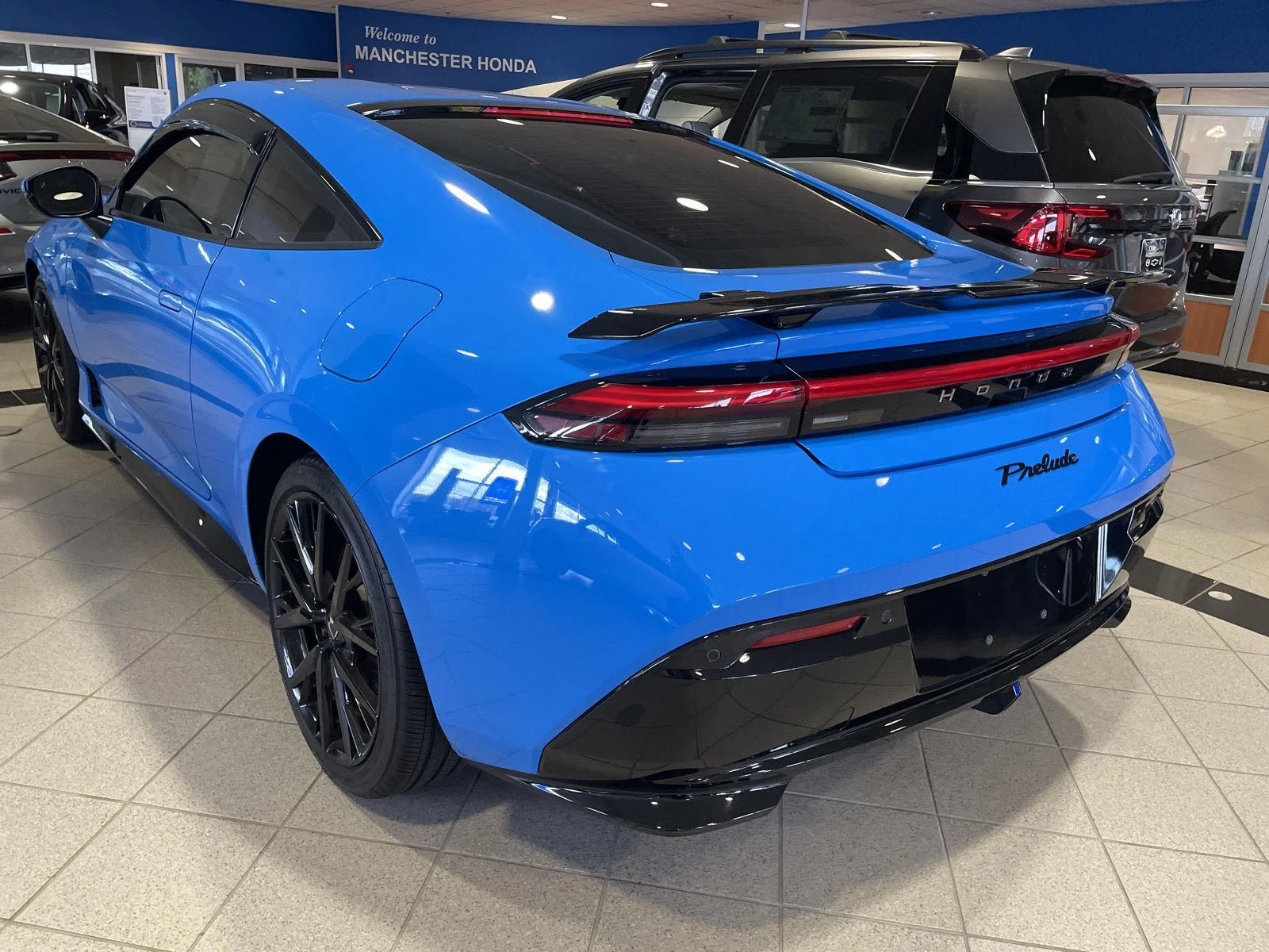 Used 2026 Boost Blue Pearl Honda Hybrid image 4