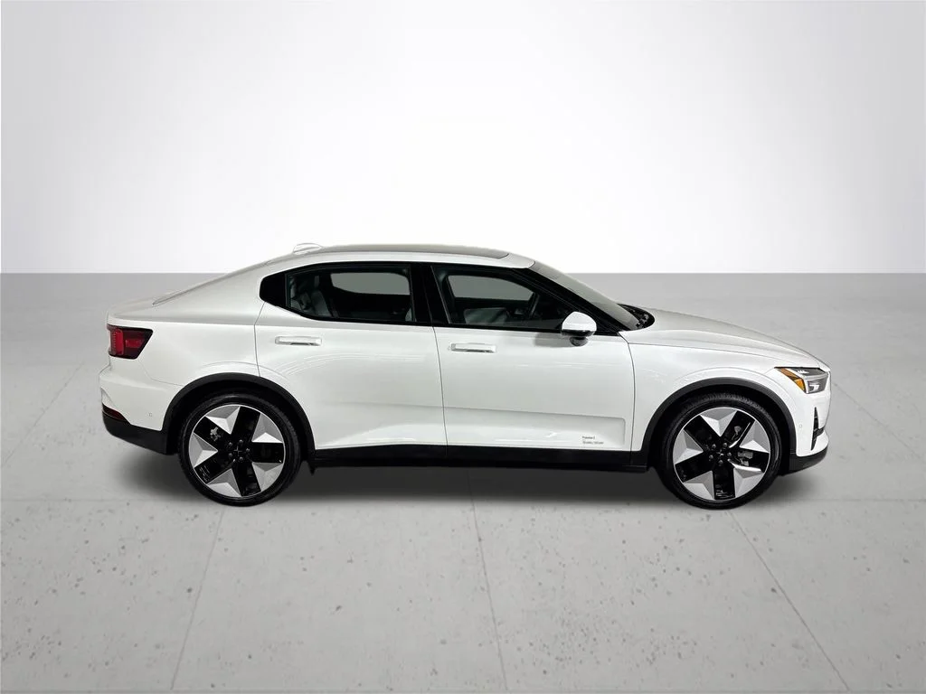 Used 2024 White Polestar Long Range Dual Motor image 5