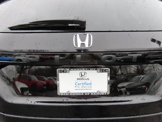 Certified Used 2025 Crystal Black Pearl Honda Elite image 7