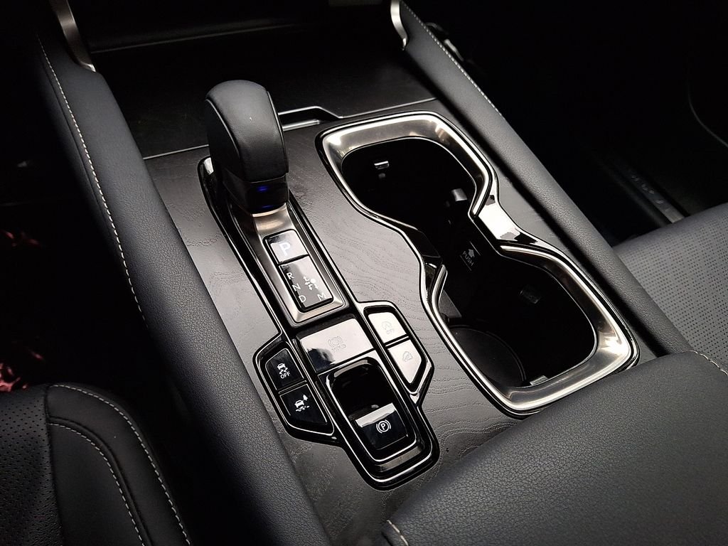 Used 2024 White Lexus 350 Premium Plus image 15
