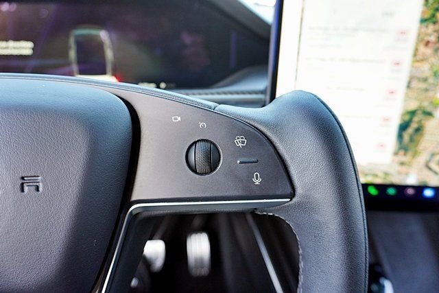 Used 2022 Black Tesla Plaid image 42