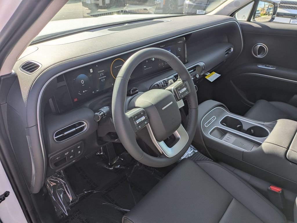 New 2026 White Hyundai SEL Premium image 12