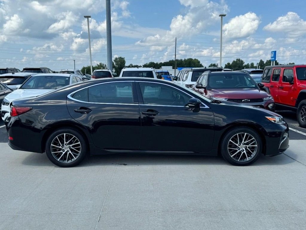 Used 2016 Obsidian Lexus 350 image 2