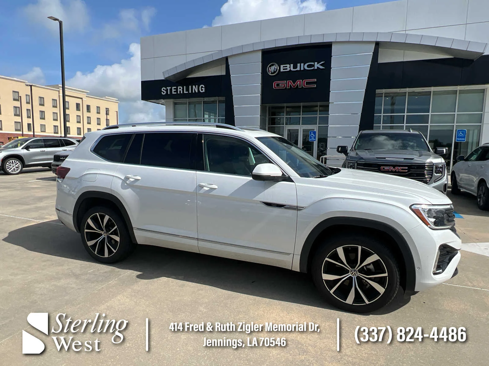 2025 Volkswagen Atlas 2.0T SEL Premium R-Line