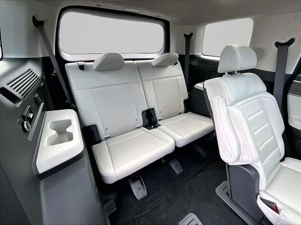 Used 2024 Gray Hyundai Calligraphy image 27