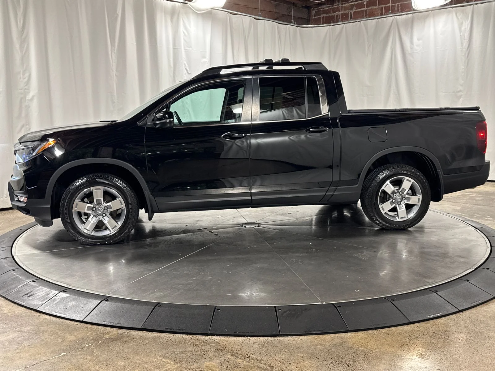 2024 Honda Ridgeline RTL - Photo 8