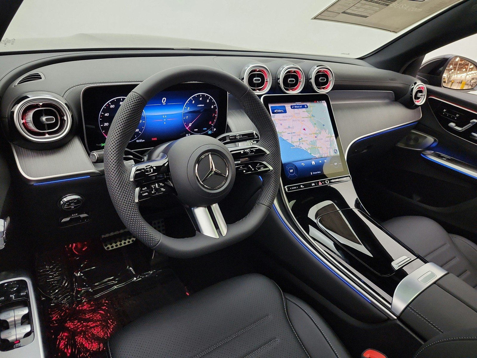 New 2026 MANUFAKTUR exclusive graphite grey magno Mercedes-Benz GLC 300 4MATIC® Coupe image 9