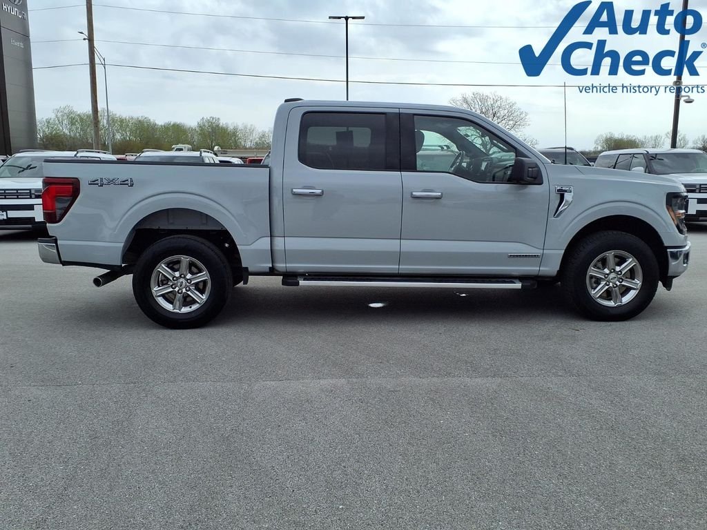 Used 2024 White Ford XLT image 7
