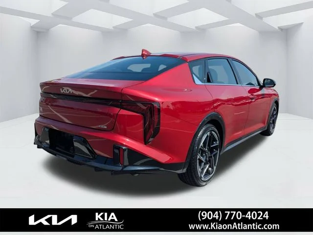 Used 2025 Red Kia GT-Line image 3