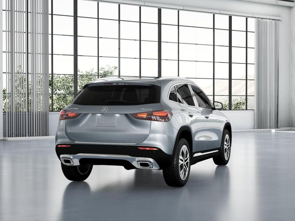 New 2026 Cirrus Silver Metallic Mercedes-Benz GLA 250 image 23