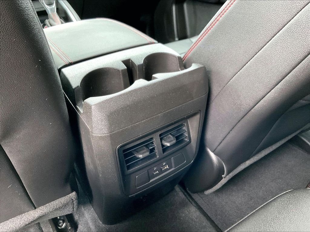 Used 2023 Black Chevrolet Z71 image 26