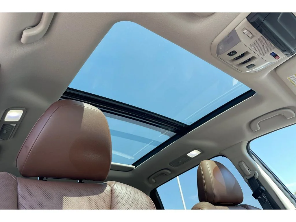 Used 2021 Crystal White Pearl Subaru Touring image 21