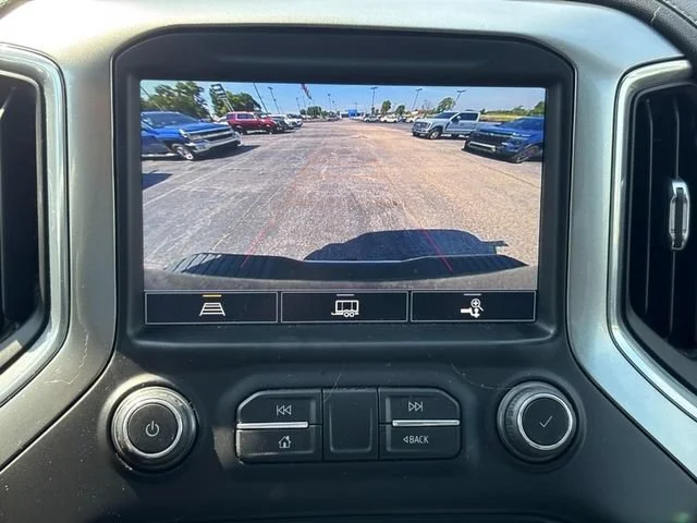 Used 2021 BLACK Chevrolet LT image 22