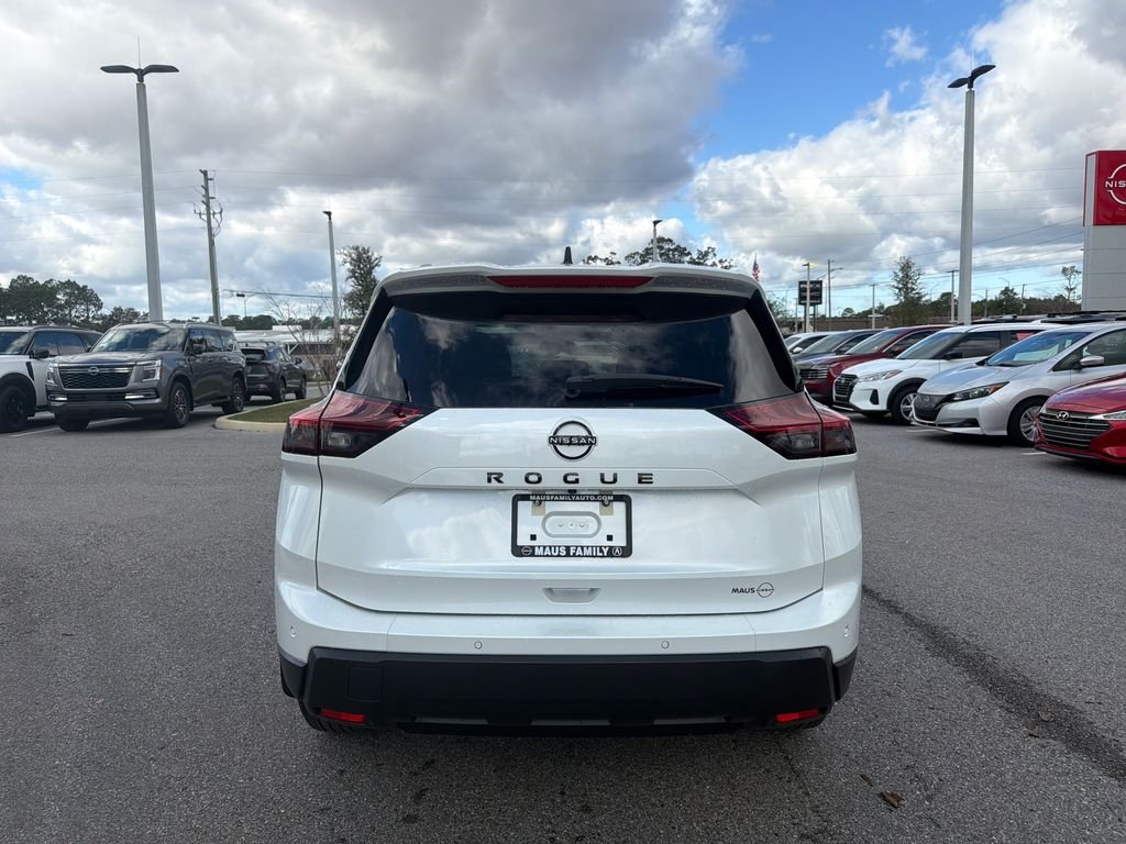 New 2026 Nissan Rogue Dark Armor 4D Sport Utility