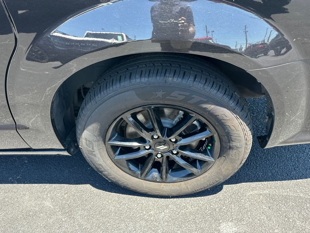 Used 2020 Black Dodge SE Plus image 18
