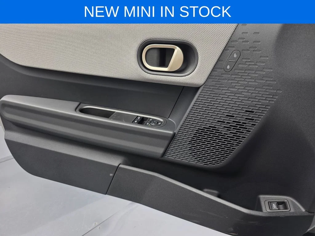 2026 MINI Hardtop 2 Door - Photo 16