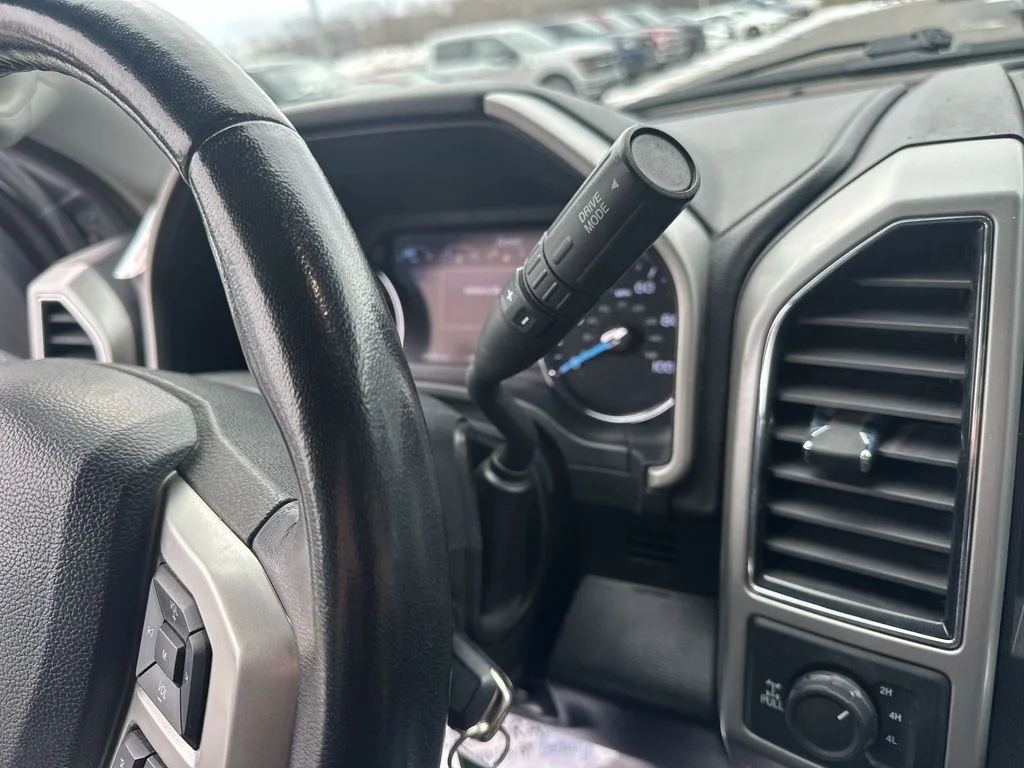 Used 2021 Black Ford Lariat image 26