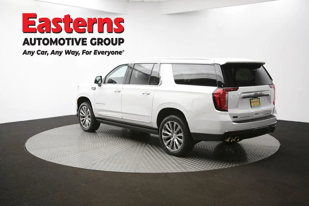 Used 2022 White GMC Denali image 70