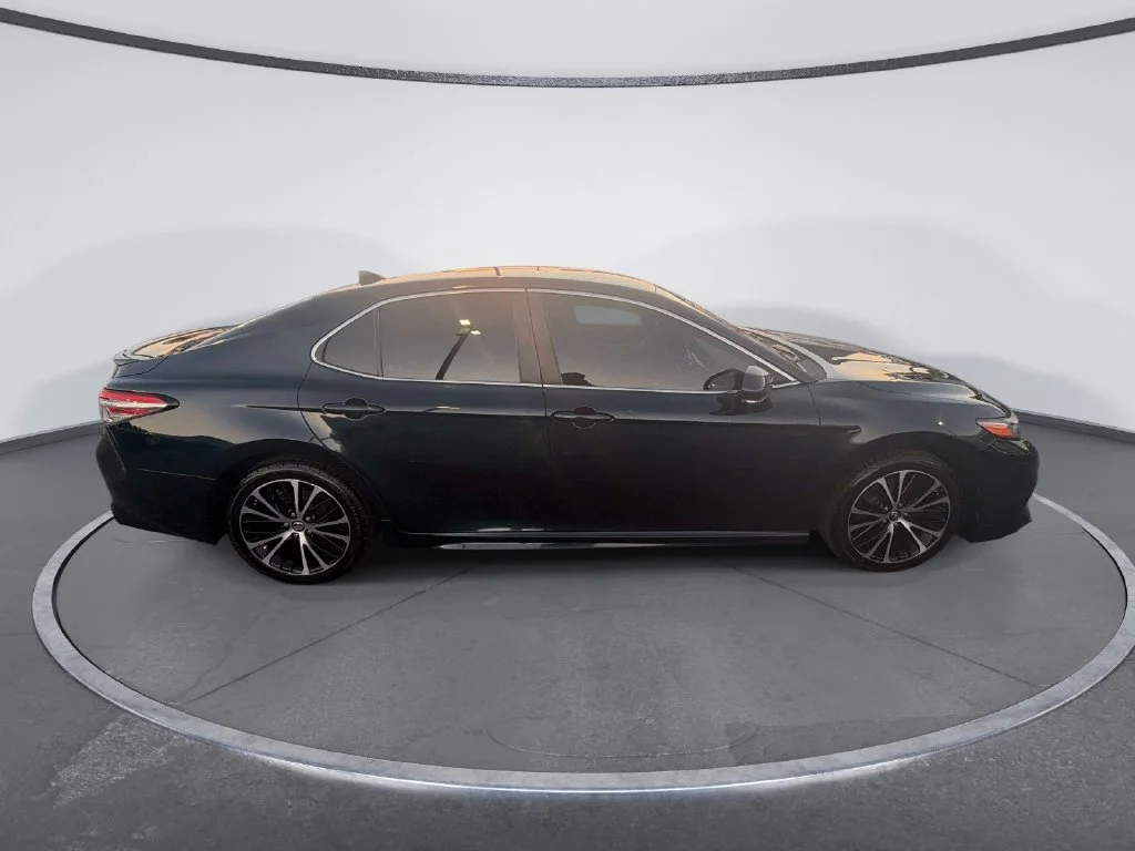 Used 2019 Blue Toyota SE image 8