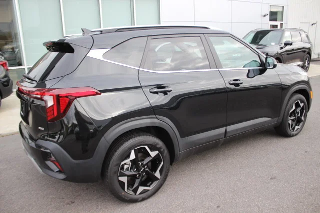Used 2024 Black Kia EX image 30