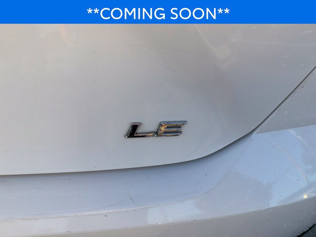 Used 2025 White Toyota LE image 15