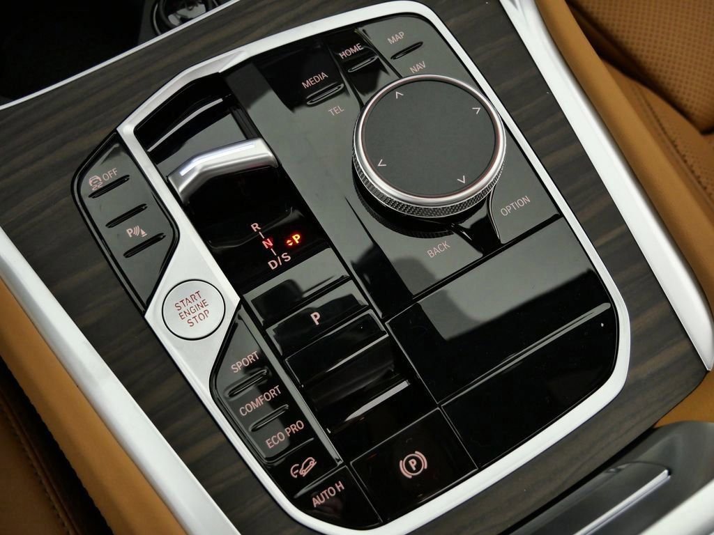 Certified Used 2026 Brooklyn Grey Metallic BMW xDrive40i image 53