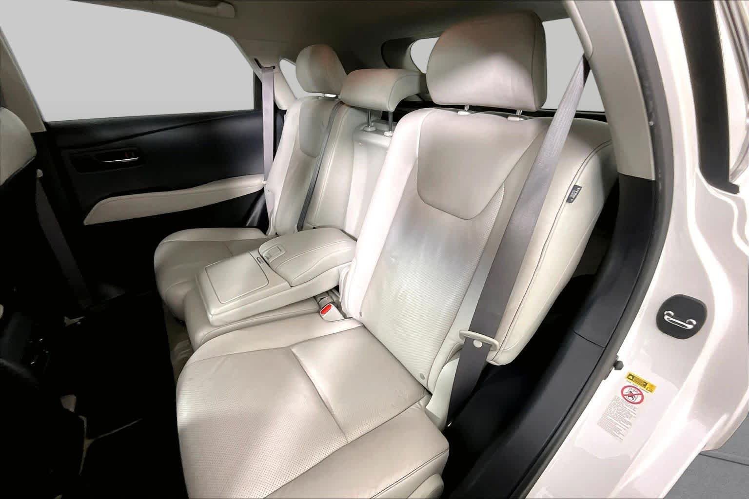 Used 2015 Starfire Pearl Lexus  image 18