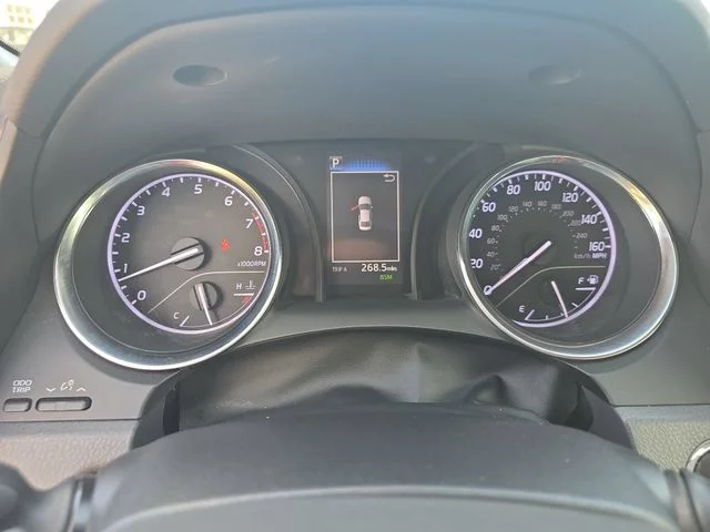 Used 2019 Silver Toyota SE image 33