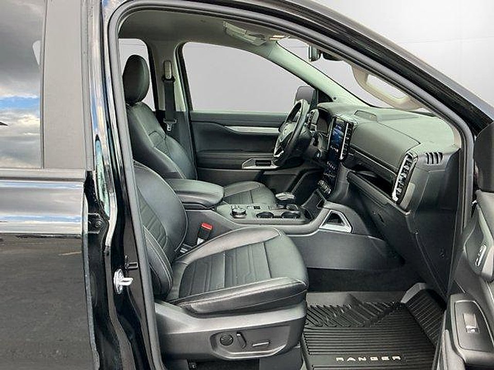 Certified Used 2024 Black Ford LARIAT image 15