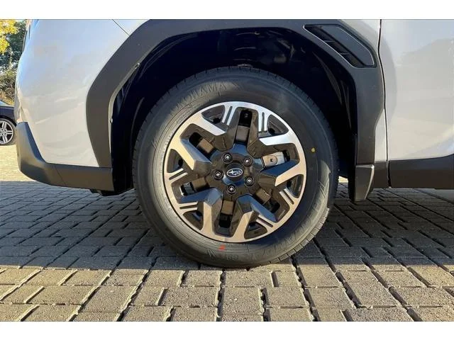 New 2026 CRYSTAL WHITE PEARL Subaru Premium image 26