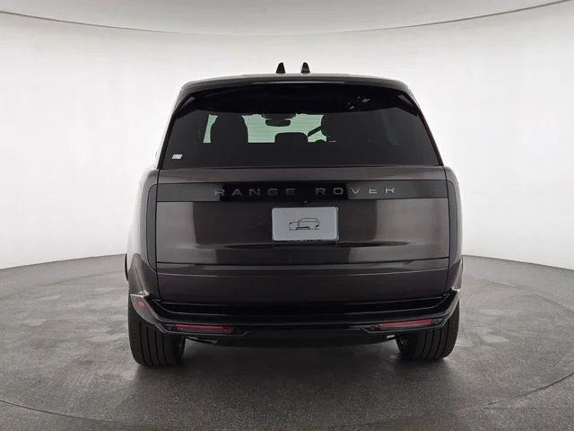 New 2026 Charente Grey Land Rover SE image 7