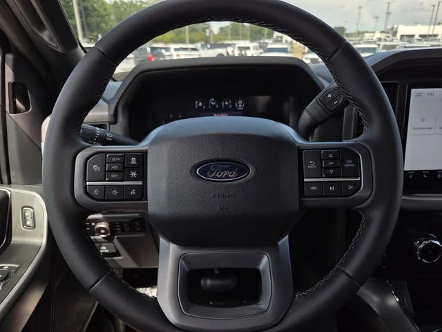 New 2026 Oxford White Ford XLT image 37