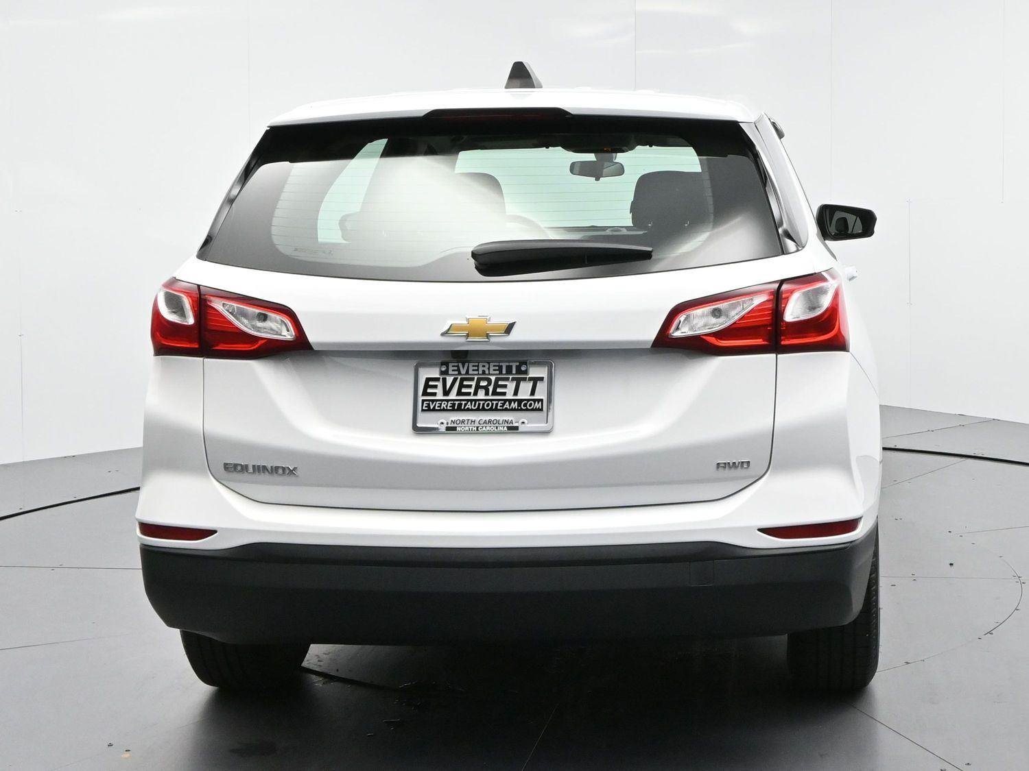 Used 2019 SUMMIT WHITE Chevrolet LS image 6