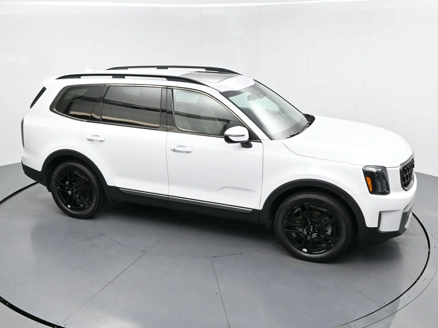 Used 2023 Glacial White Pearl Kia EX X-Line image 44