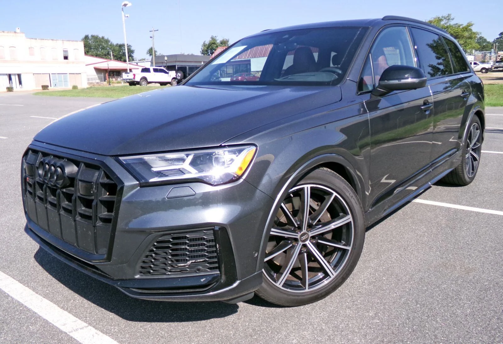 2022 Audi SQ7