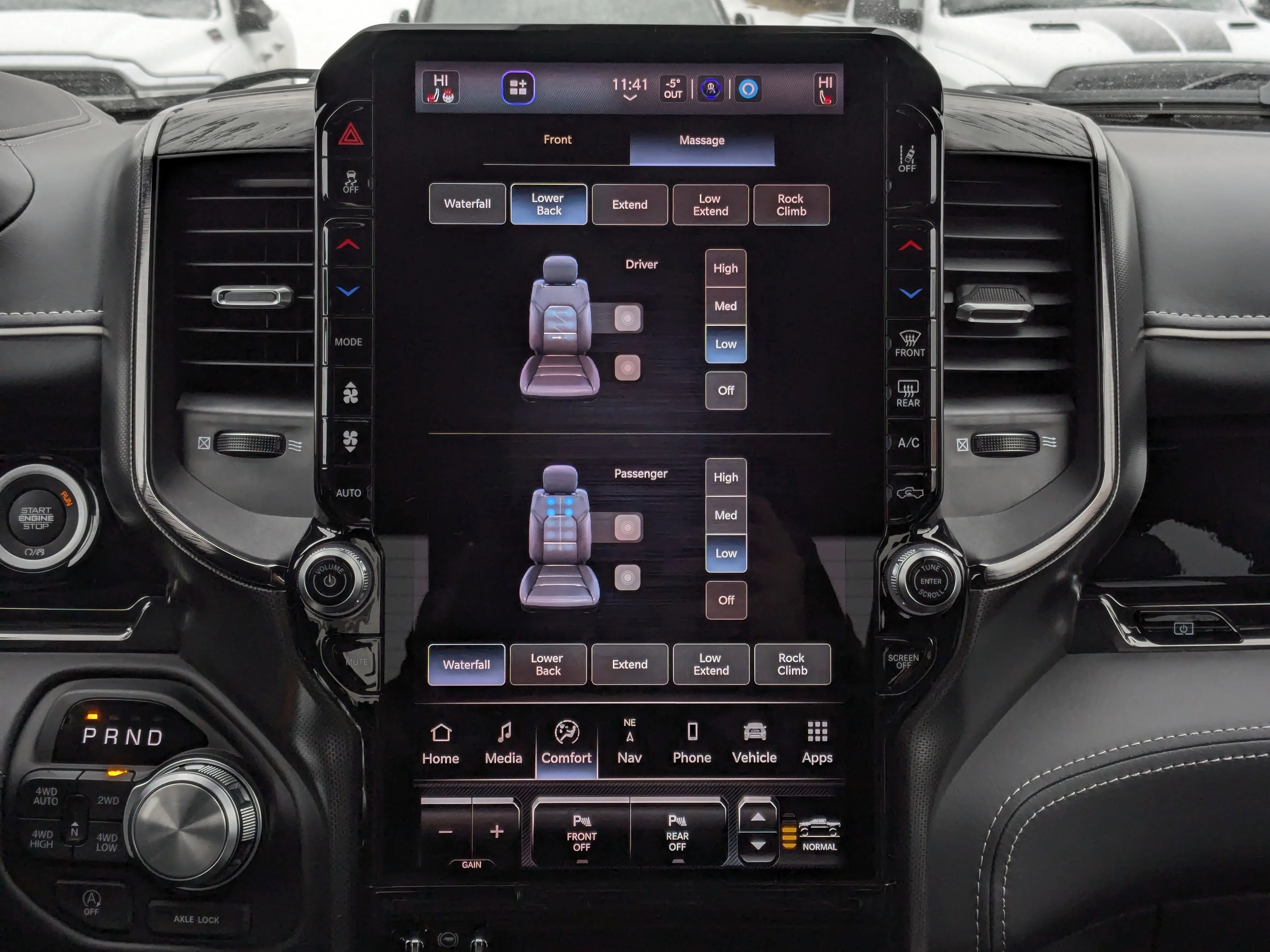 New 2026 Black RAM Limited - PANO SUNROOF - HEADS UP DISPLAY - RAMBOX CARGO & TONS MORE! image 24