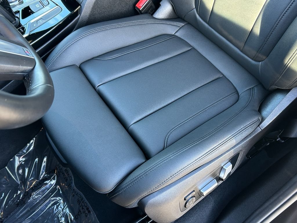 Used 2020 Black Sapphire Metallic BMW M40i image 15