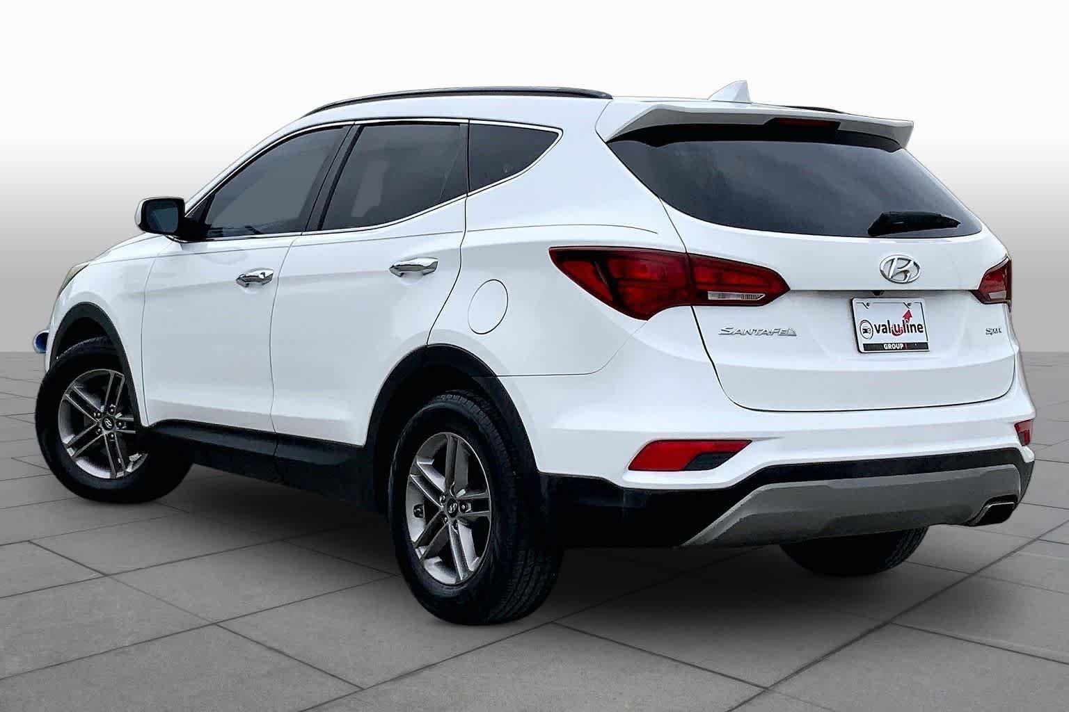 Used 2017 Frost White Pearl Hyundai 2.4L image 12